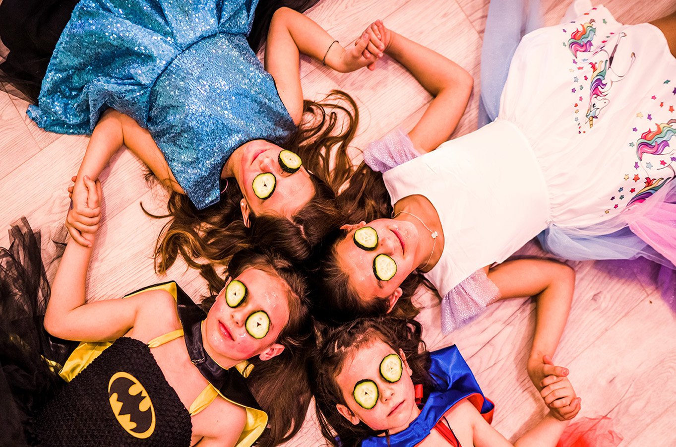 Fiesta infantil con discoteca de neón en Serendipity Leioa - cumpleaños Bilbao